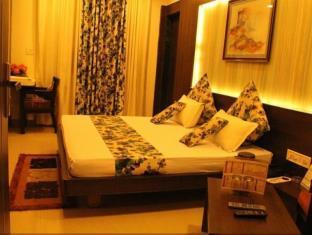 Hotel Shalimar Deluxe Бопал Екстериор снимка